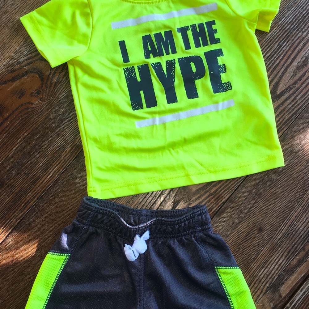 Carter’s size:9M shirt and shorts